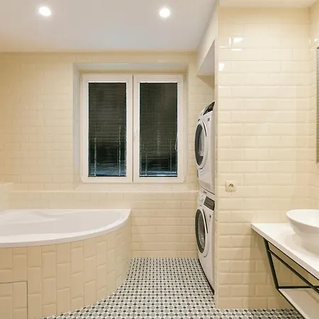 Apartment Kralovske Apartma Kolonada Podebrady